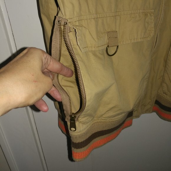 Timberland: Tan Relaxed Fit Standard Industrial Outdoors Jacket - Men's Size Med - Picture 11 of 16